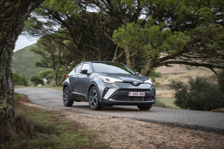  Toyota C-HR Hybrid 2019 года  (WW) (фото 168 из 174)